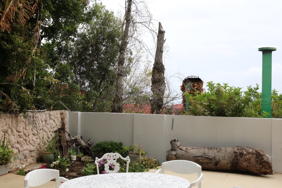 To Let 3 Bedroom Property for Rent in Camps Bay Western Cape
